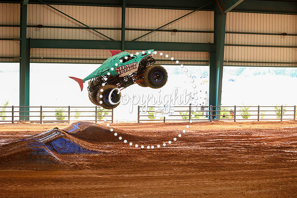 Monster Truck Wars-170