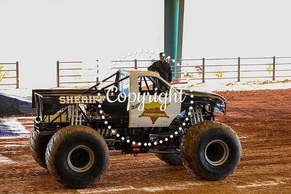 Monster Truck Wars-27