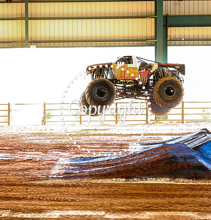 Monster Truck Wars-32