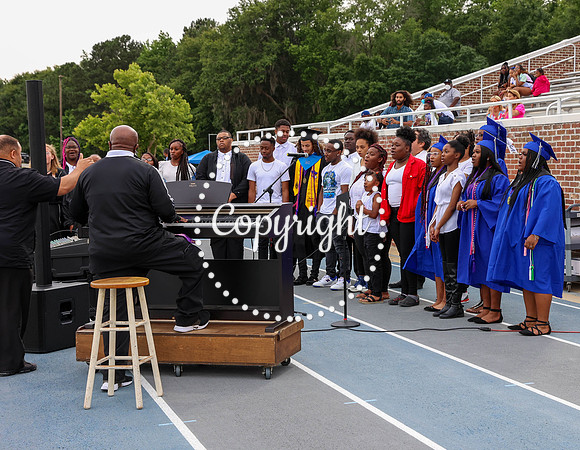 BC 2023 Grads -370