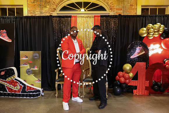 MW 40th-182