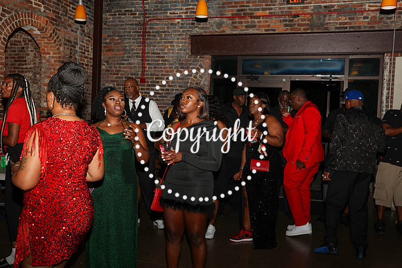 MW 40th-145