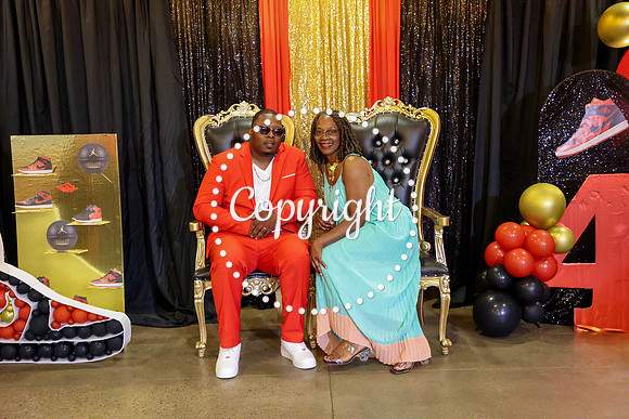 MW 40th-166