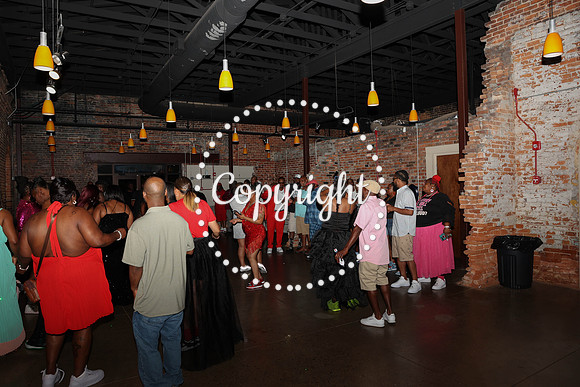 MW 40th-157