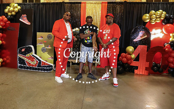 MW 40th-186