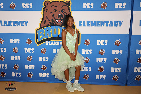 Sneaker Ball 2025-30