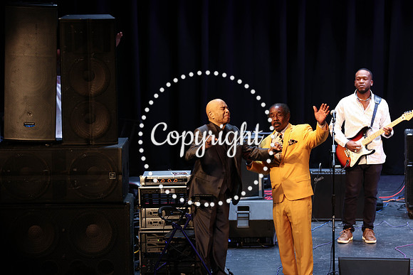 The Singing Stars-8