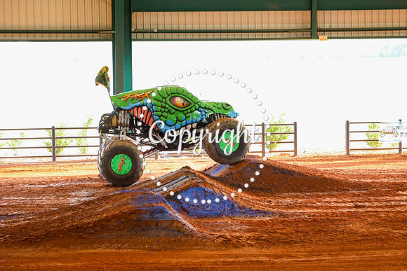 Monster Truck Wars-156
