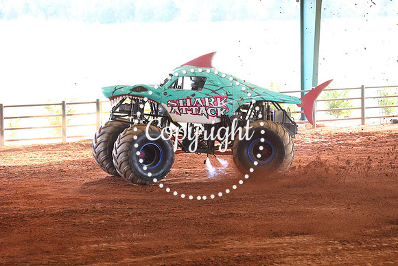 Monster Truck Wars-179