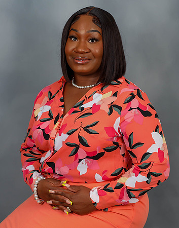 Trell Headshot- Peach-12