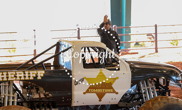 Monster Truck Wars-28