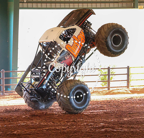 Monster Truck Wars-85