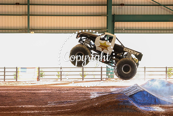 Monster Truck Wars-53