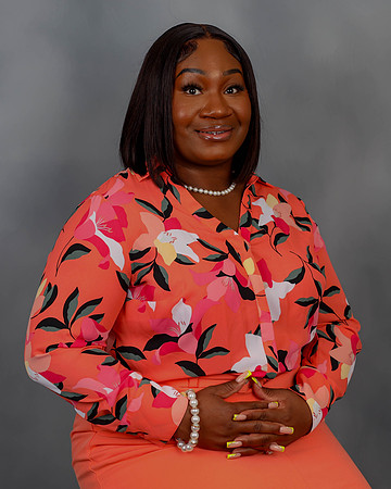 Trell Headshot- Peach-10