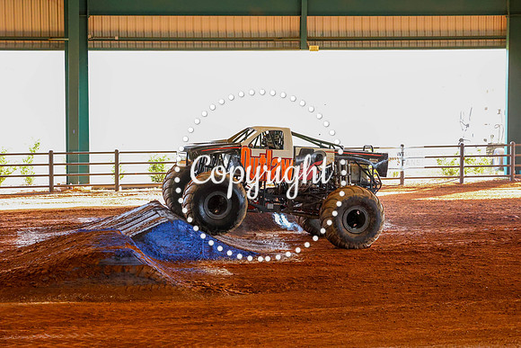 Monster Truck Wars-71