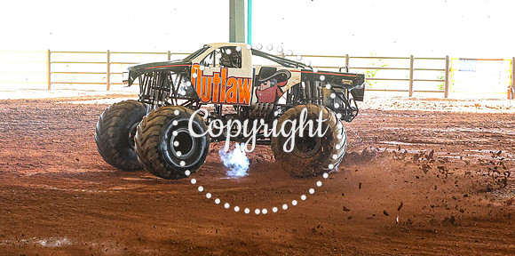 Monster Truck Wars-47