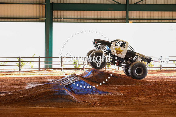 Monster Truck Wars-151