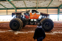 Monster Truck Wars-13
