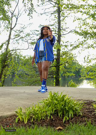 Trell Grad 2025-8