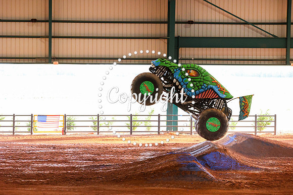 Monster Truck Wars-163