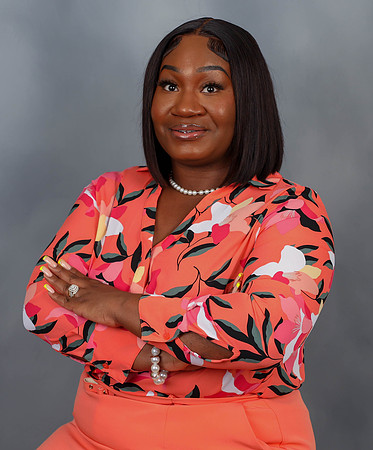 Trell Headshot- Peach-13