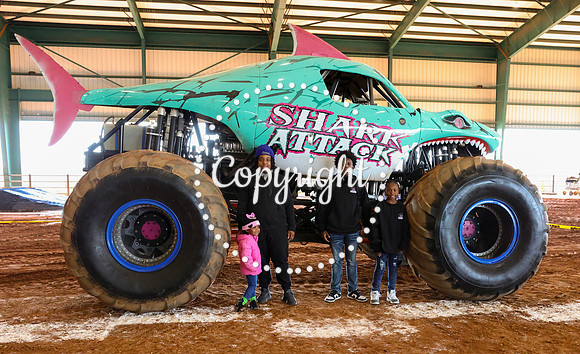 Monster Truck Wars-9