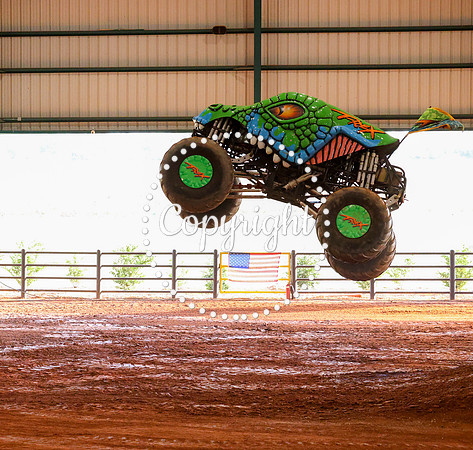 Monster Truck Wars-165