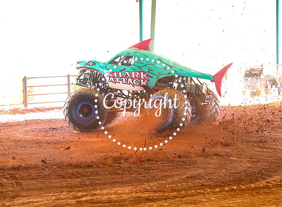 Monster Truck Wars-23