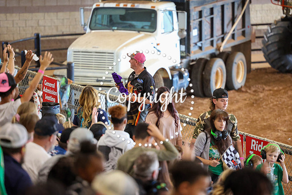 Monster Truck Wars-51