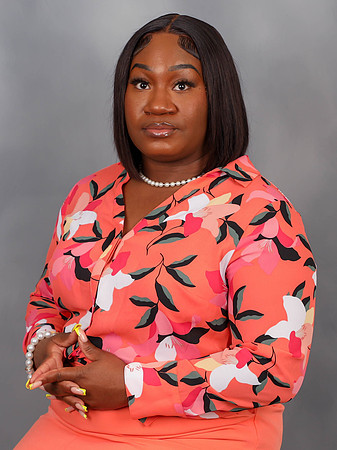 Trell Headshot- Peach-15