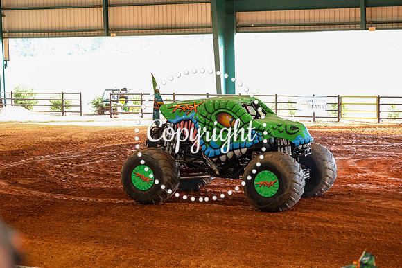 Monster Truck Wars-166