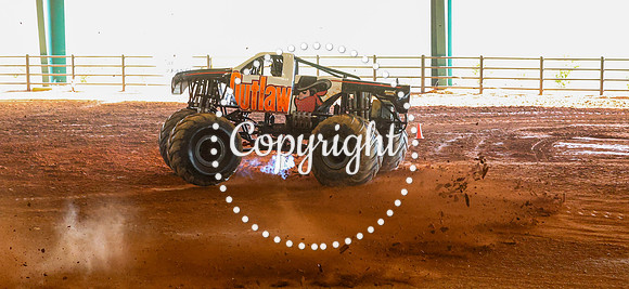 Monster Truck Wars-45