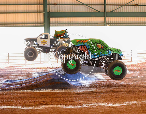 Monster Truck Wars-34