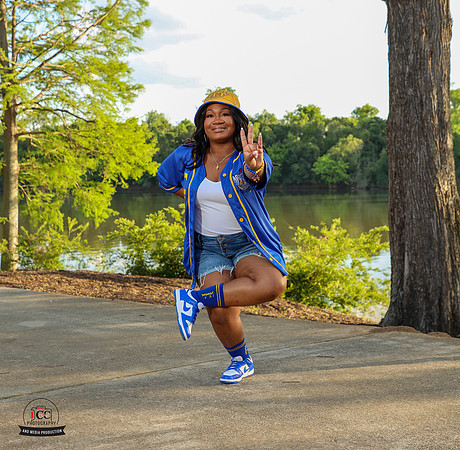 Trell Grad 2025-47